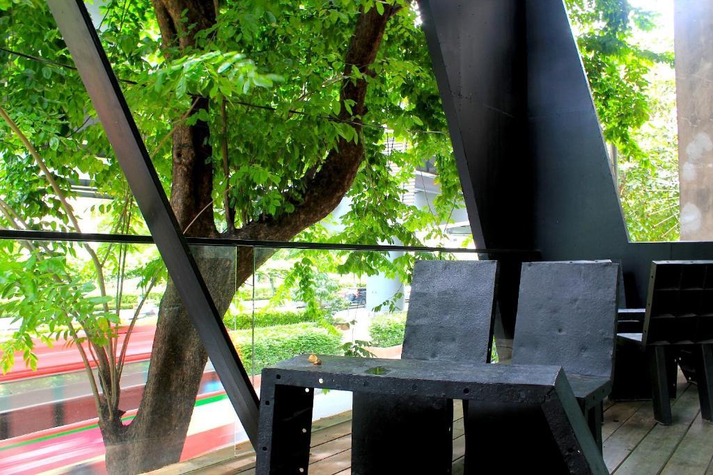 Thrive The Hostel : Patpong By The Belle Bangkok Exterior foto